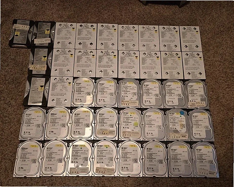 45 - Original Xbox IDE Hard Drives - Seagate WD - 8GB - OG Locked Hard