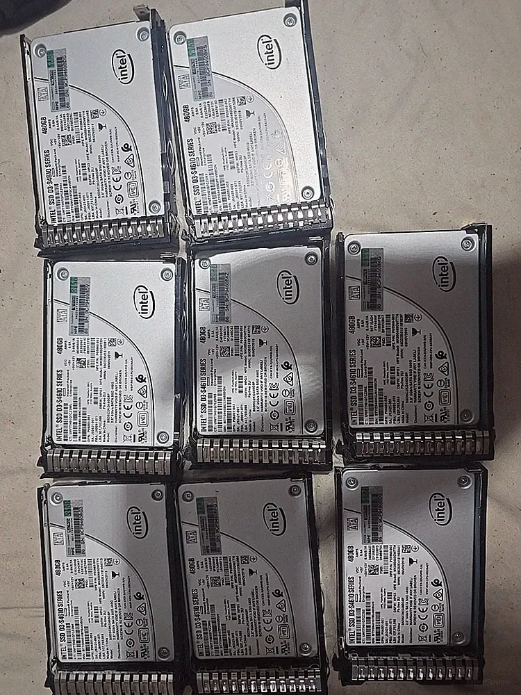 8 X Intel D3-S4610 480GB Internal 2.5in SSDSC2KG480G8P Hard Drive