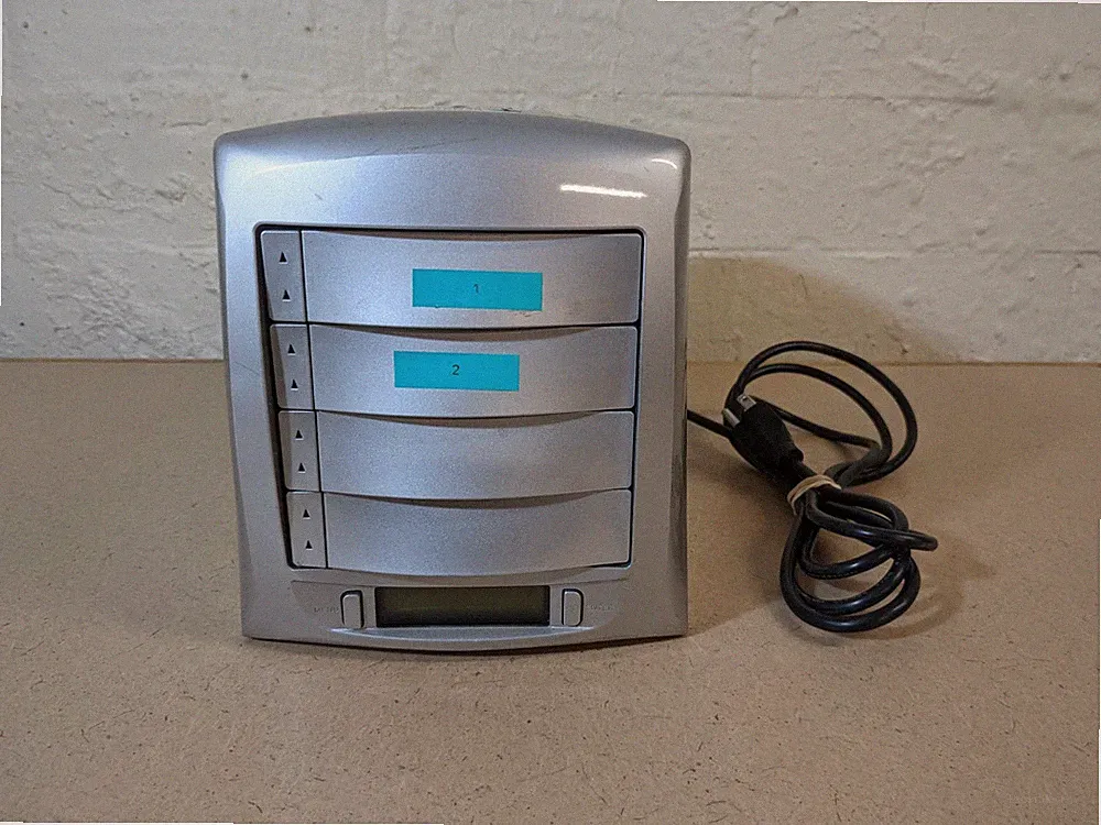 ACCUSYS INC. ACUTA 4S External Hard Drive RAID Array *No Drives* *Tested/Works*