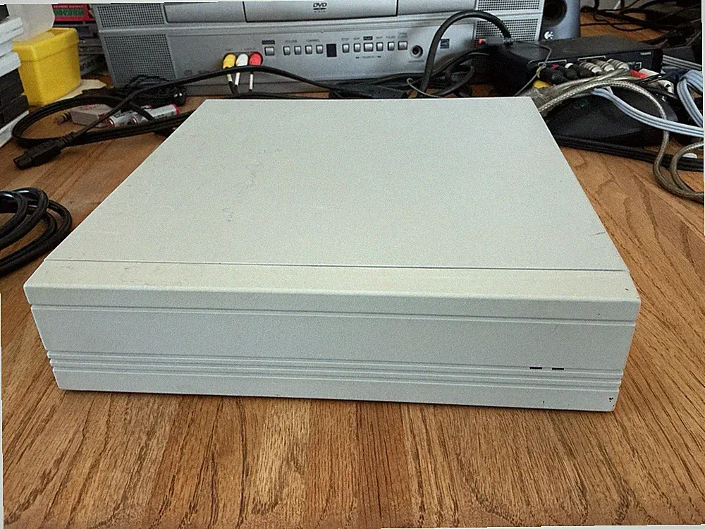 Apple Quantum ProDrive 100MB 3.5" Hard Drive SCSI Mac w/ Enclosure *READ*