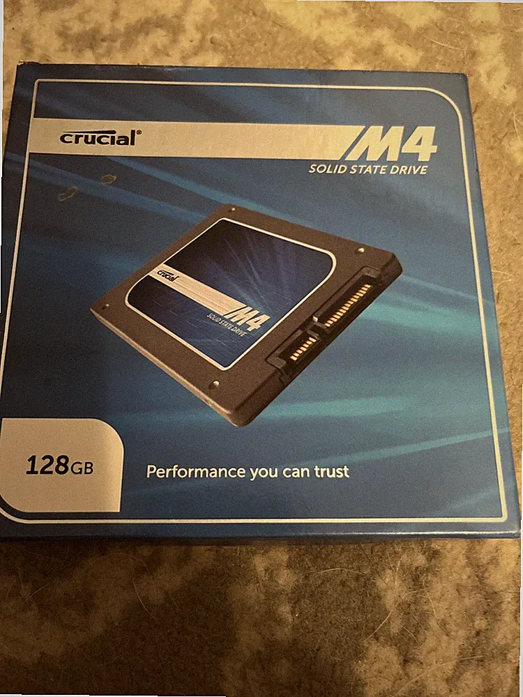 Crucial M4 128GB Internal 2.5" (CT128M4SSD2) SSD Solid State Drive Open Box NOS