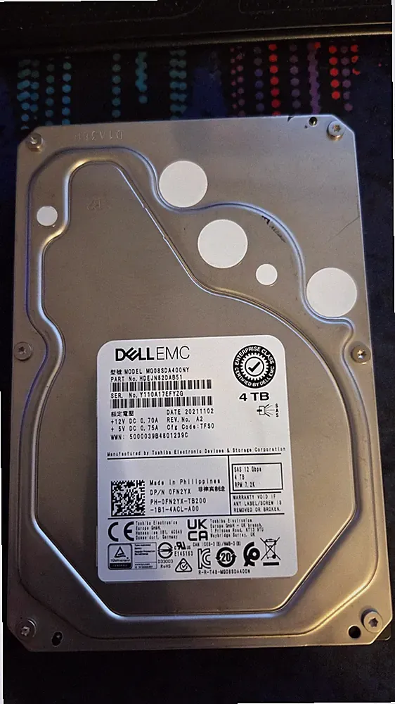 Dell 4TB SAS 3.5" 12G Hard Drive FN2YX, MG08SDA400NY
