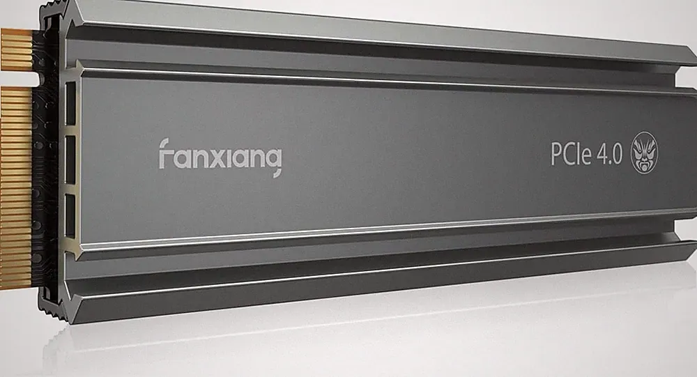 fanxiang S660 PCIe 4.0 1TB NVMe M.2 SSD for PS5 with Heatsink, Up to black