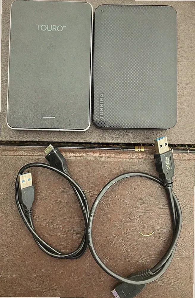 HDD EXTERNAL HARD DRIVE USB 2TB &1TB =3TB TOSHIBA & TOURO