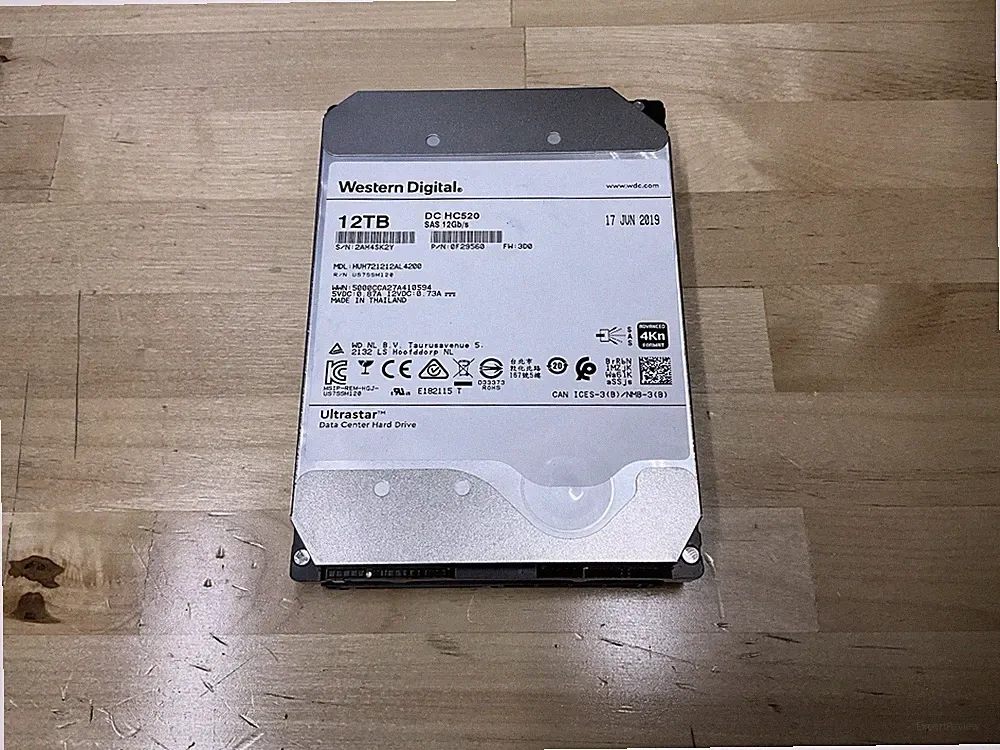 HGST Western Digital HUH721212AL4200 12TB 7200 RPM 4Kn SAS 12Gb/s 256MB 3.5" HDD