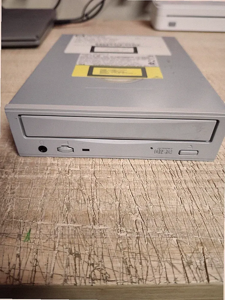 HP Hewlett Packard Panasonic CR-585-B CD Rom Reader Used