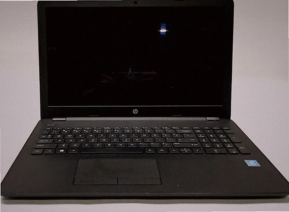 HP Laptop 15-bs2xx Intel Pentium Silver N5000@1.10GHZ 4GB RAM 1TB HDD w Charger