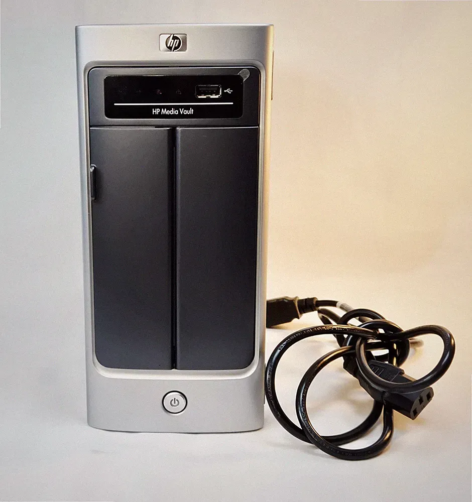 HP Media Vault- MV2040- Used- Clean- Reset & Tested!