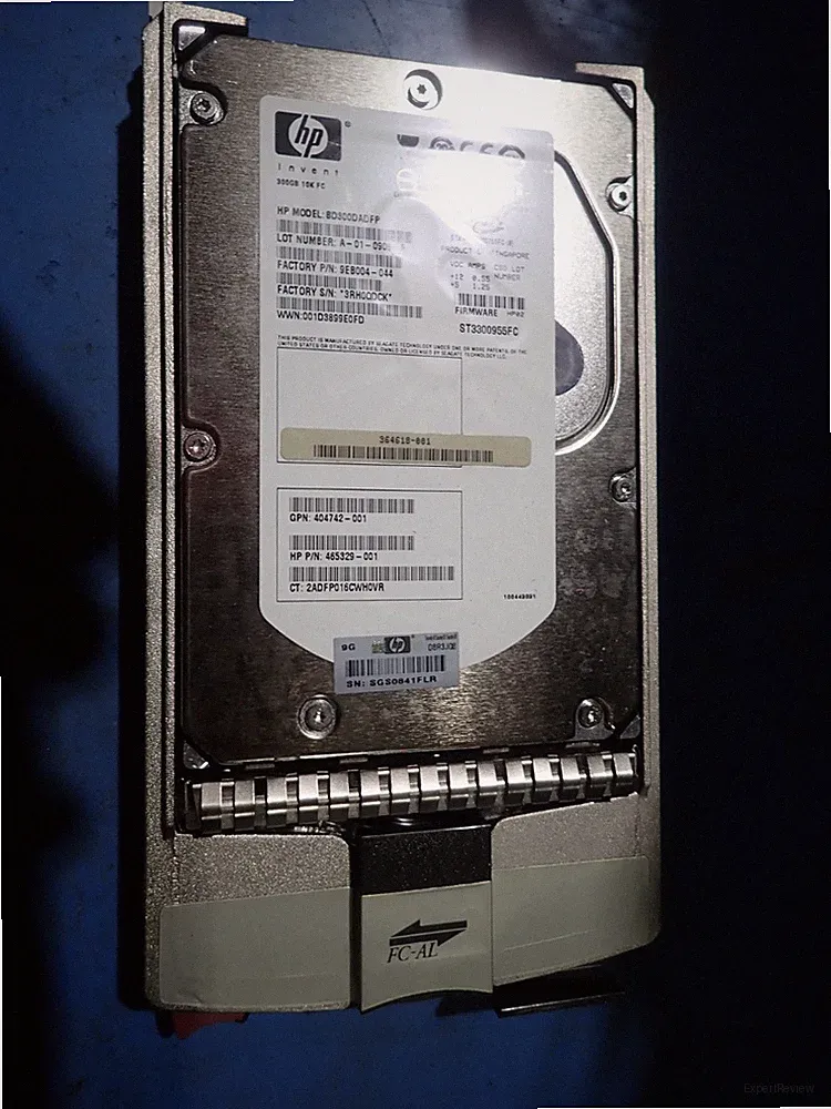 HPE 465329-001 300GB 10K 8MB FC 3.5" BD300DADFP HDD Internal Hard Drive
