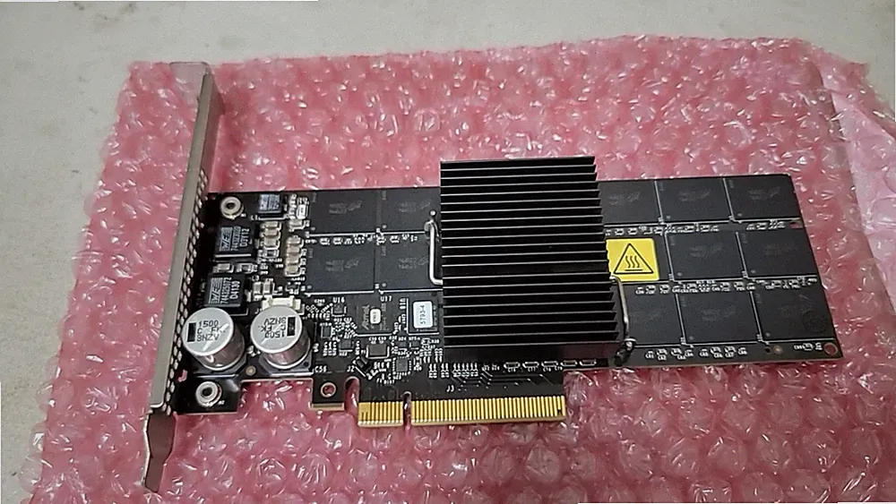 IBM 00JY003 2600GB Multi-Level PCI Express 2.0 x8 Enterprise IO3 Flash Adapter