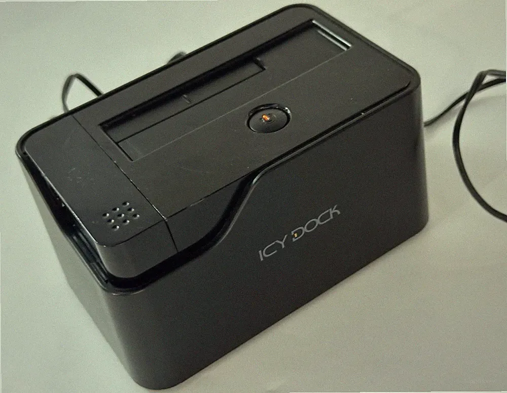 ICY DOCK MB981U3S-1S 2.5"/3.5" SATA HARD DRIVE DOCKING STATION USB 3.0 & eSATA