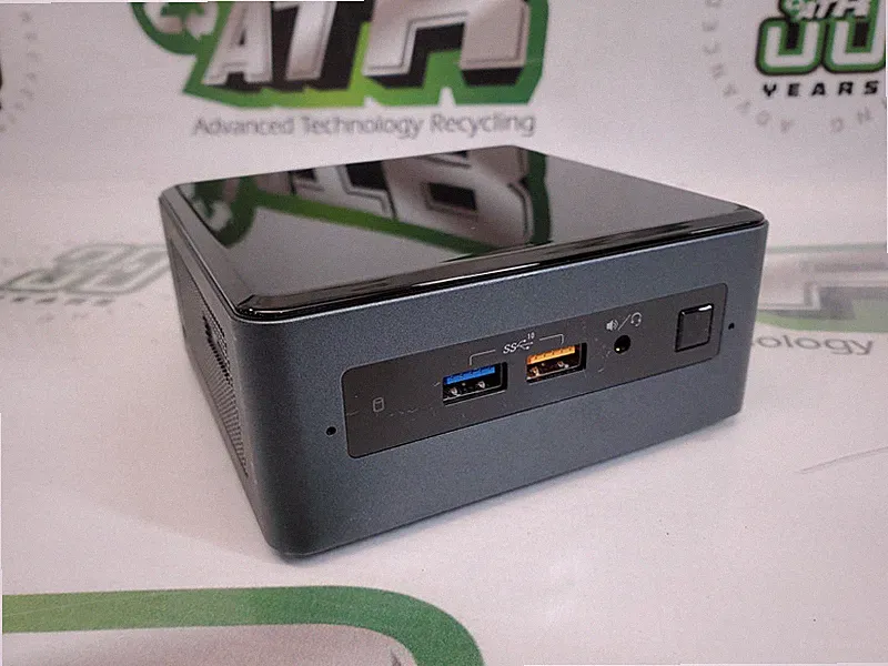 Intel NUC8i7BEH Mini PC i7 8559U 2.7GHz 8GB 512GB SSD 500GB HDD