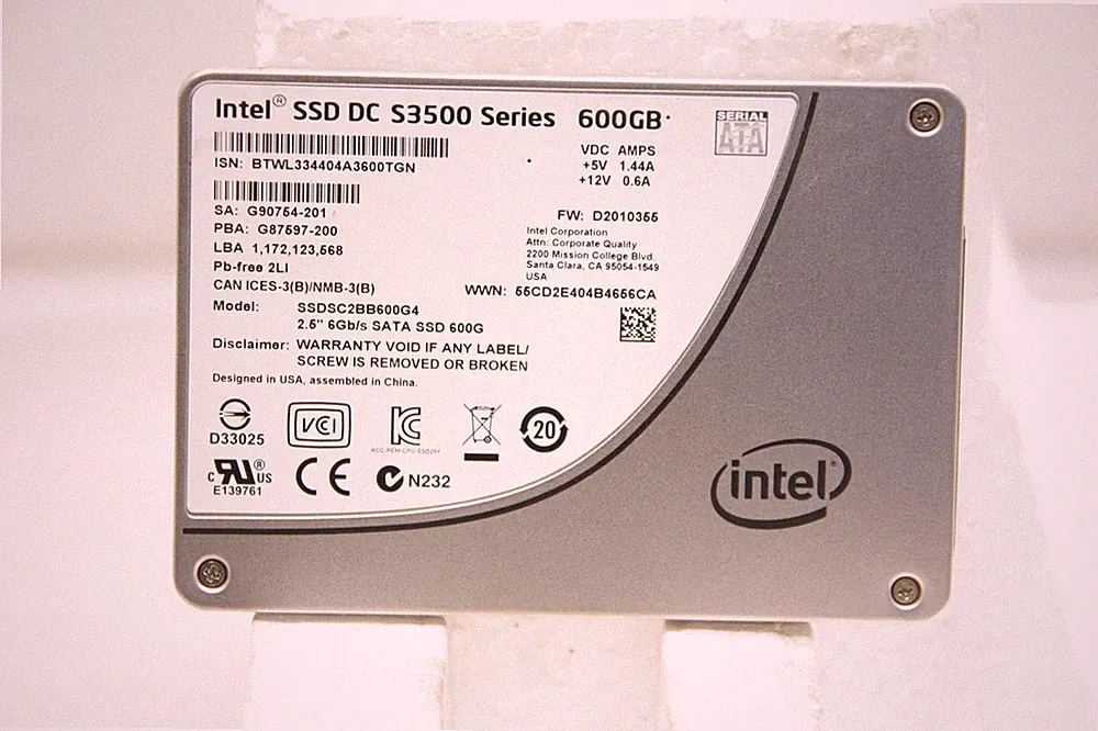 INTEL SSDSC2BB600G4 Series Solid-State Hard Drive 600GB Internal 2.5". SKU224771