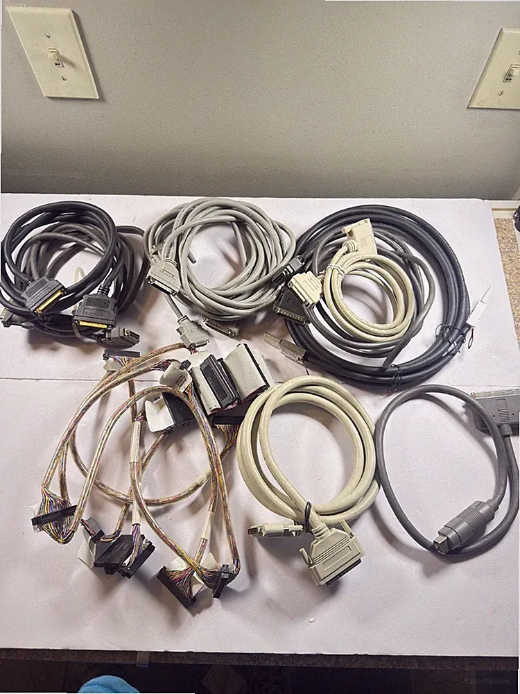 Large Lot Vintage SCSI Cables Bundle - External Internal HD50 DB25 Centronics