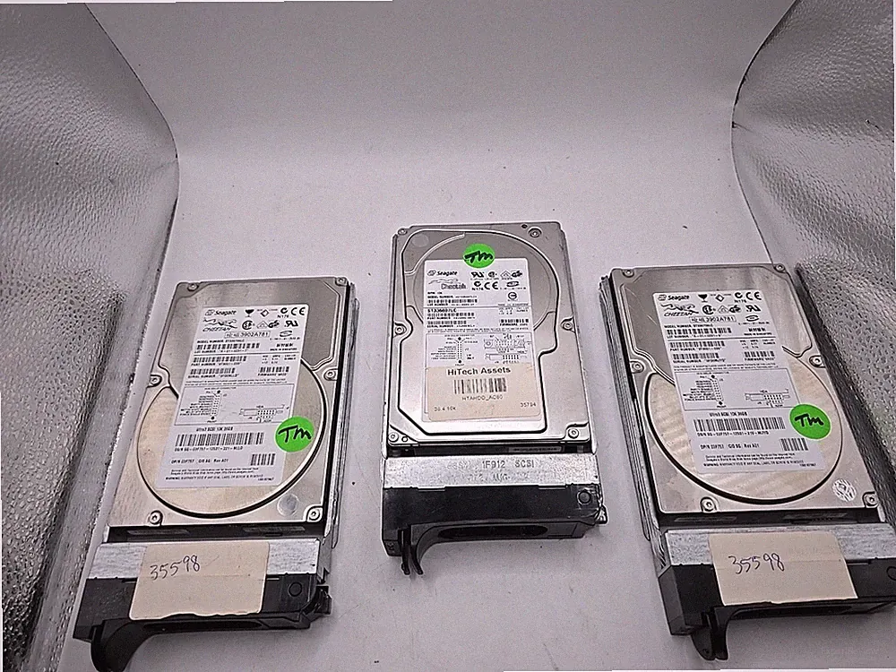 Lot of 3 Seagate ST336607LC 36GB 10K RPM 68-Pin Ultra320 SCSI Hard Drives