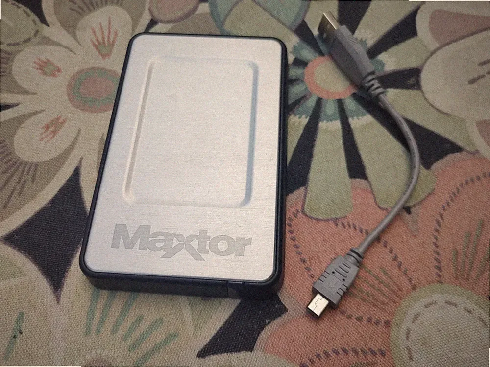 MAXTOR Personal Storage 3200 External Hard Drive 320GB