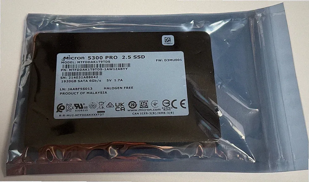 Micron 5300 Pro 2.5" SATA Enterprise SSD MTFDDAK960TDS-1AW1ZABYY