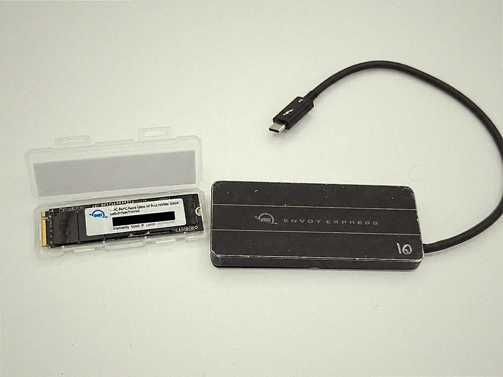OWC 8TB NVMe SSD - Envoy Express TB3 Enclosure-98% Life | 7200MB/s