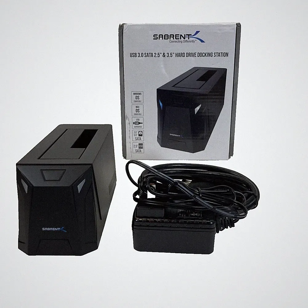 SABRENT hard drive docking station, SSD HDD 2.5" 3.5" SATA case dock (EC-UBLB)