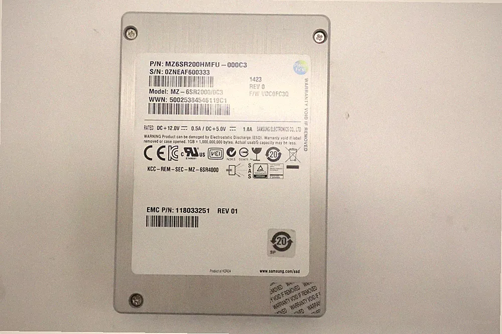 Samsung 2TB SAS 6Gbps 3.5" Enterprise SSD MZ-6SR2000/0C3 MZ6SR200HMFU-000C3 EMC