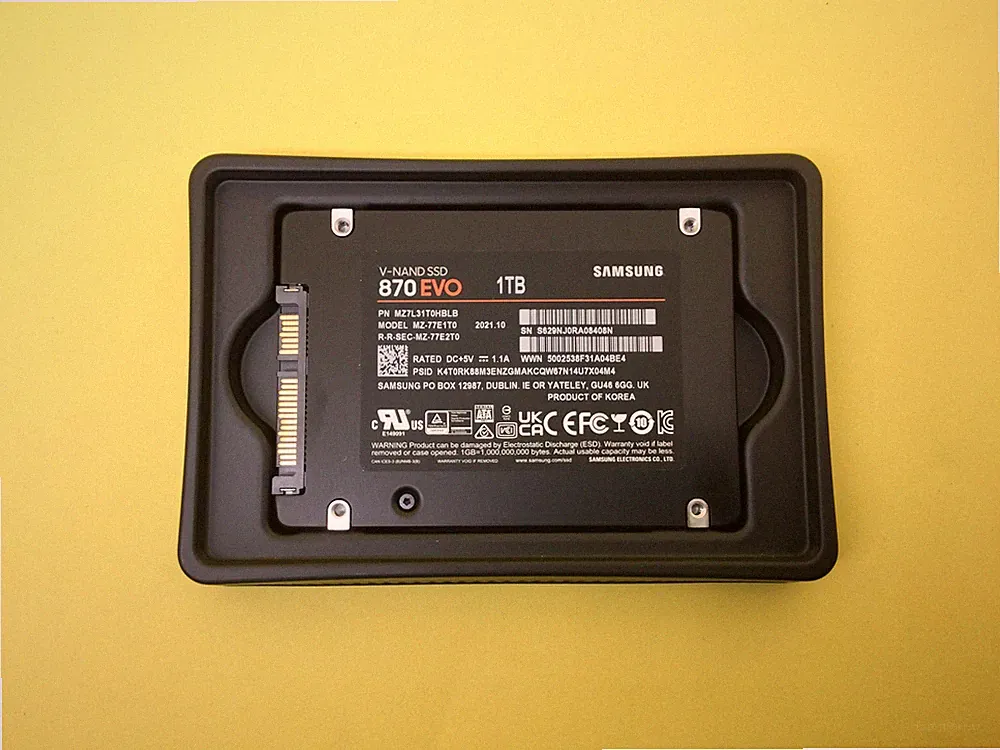 SAMSUNG 870 EVO 1TB 2.5-Inch SATA III Internal SSD MZ-77E1T0B/AM New
