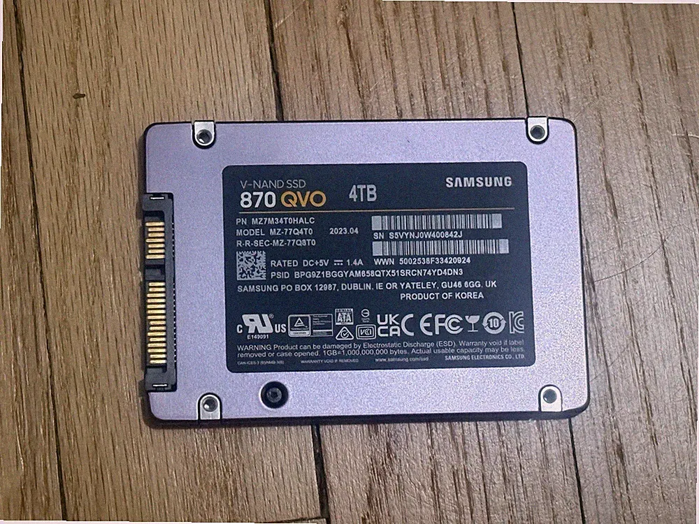 Samsung 870 QVO Series 4TB 2.5 inch SATA III Internal SSD MZ-77Q4T0