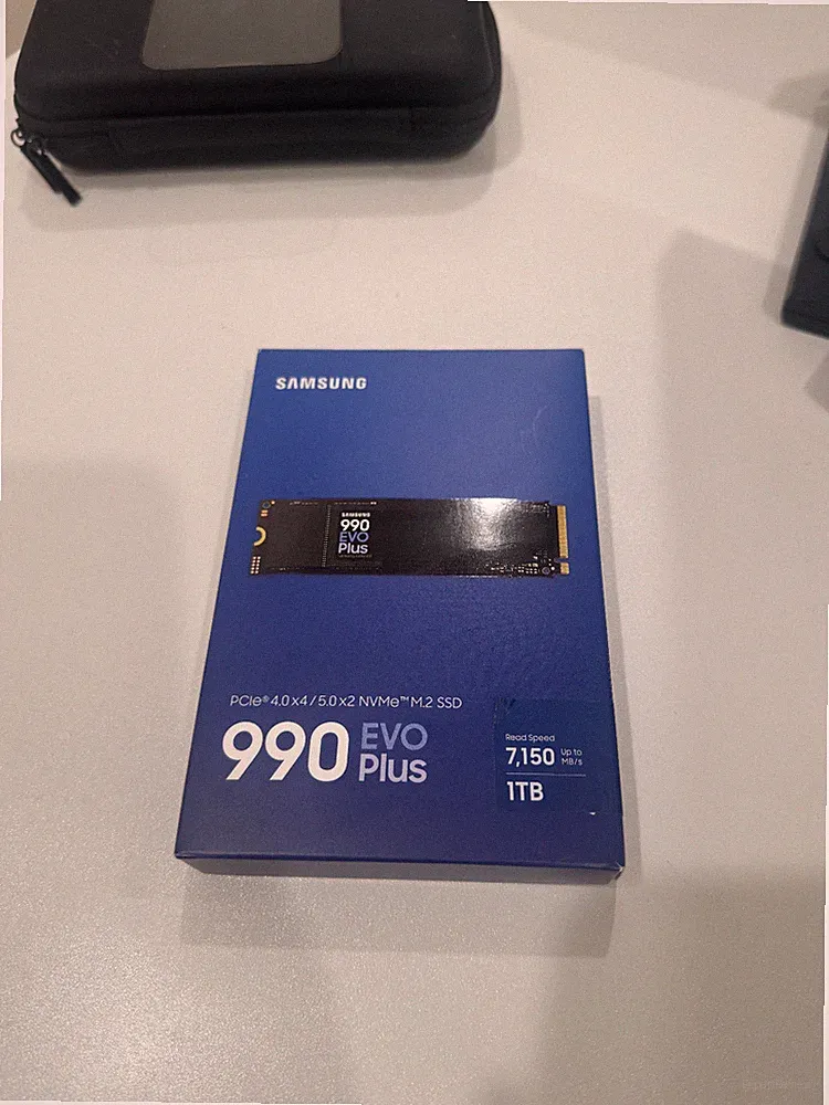 Samsung 990 EVO Plus SSD 1TB (99.99% health), PCIe Gen 4x4, Gen 5x2 M.2 2280