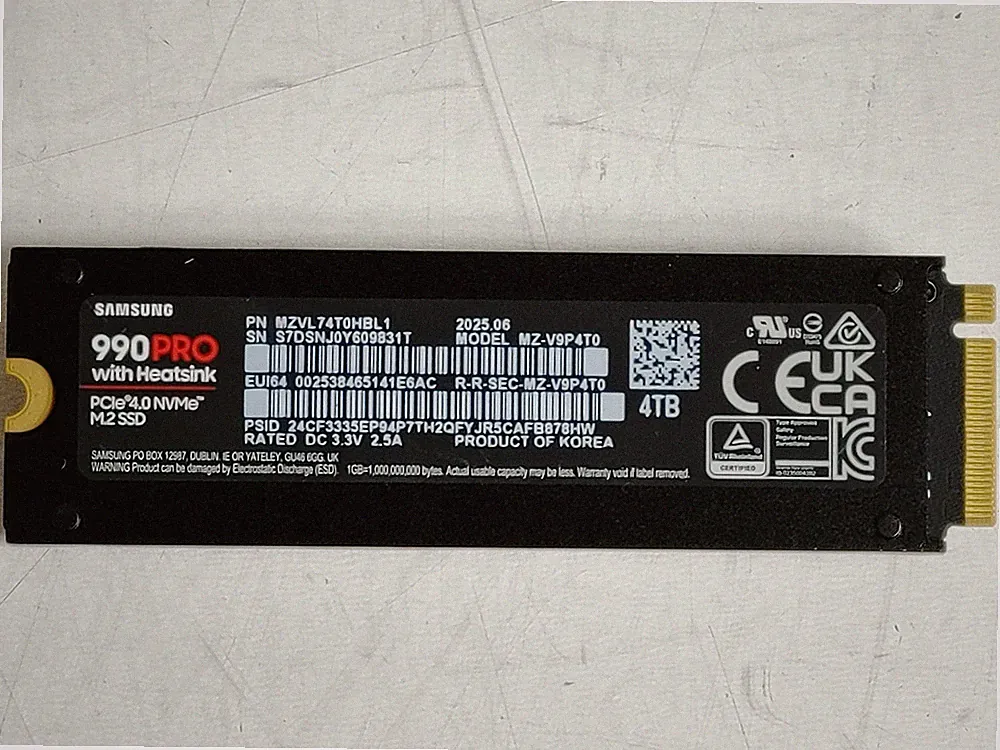 Samsung 990Pro w/ Heatsink MZ-V9P4T0 4 TB PCI Express 80mm Solid State Drive