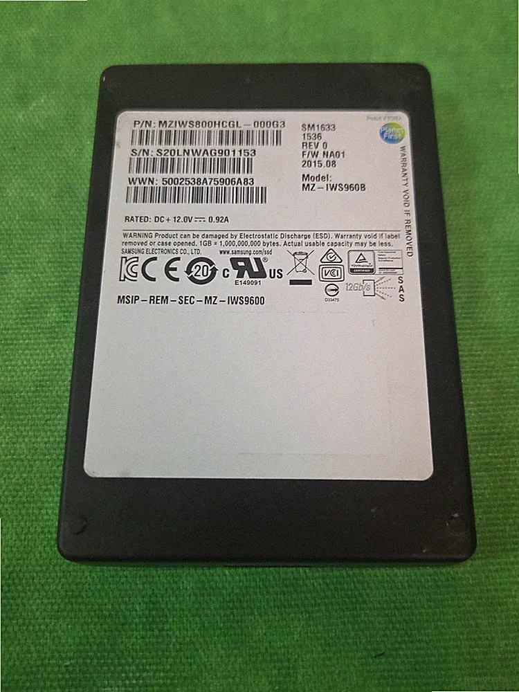 Samsung SM1633 800GB 2.5 12G SAS SSD MZ-IWS960B MZIWS800HCGL-000G3 95% LIFE LEFT