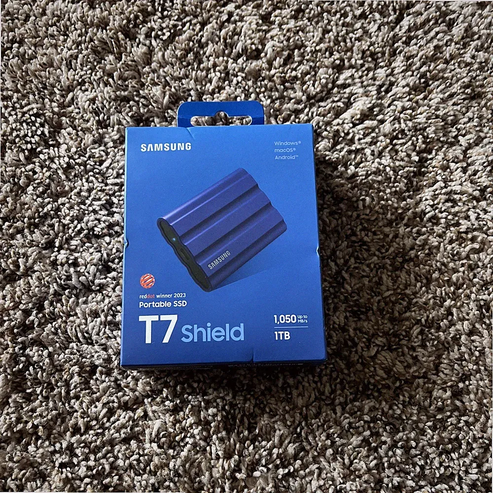 Samsung T7 Shield 1TB USB 3.2 Gen 2 Type-C External SSD - Blue (MU-PE1T0R/AM)
