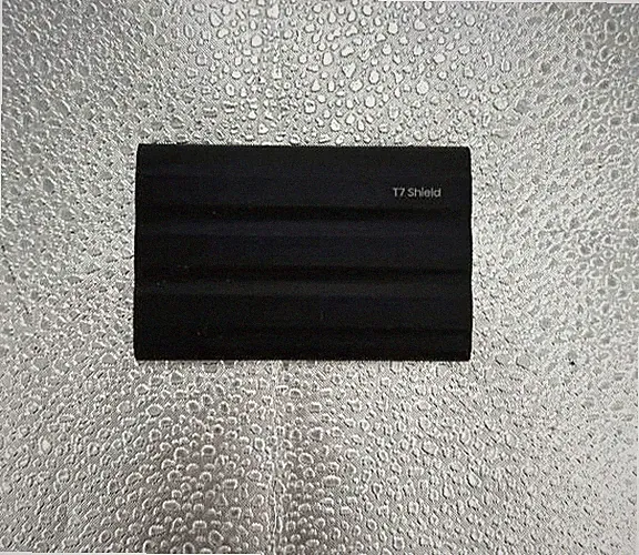 Samsung - T7 Shield 2TB External SSD Rugged USB 3.2 Gen 2 IP65 Water Resistant