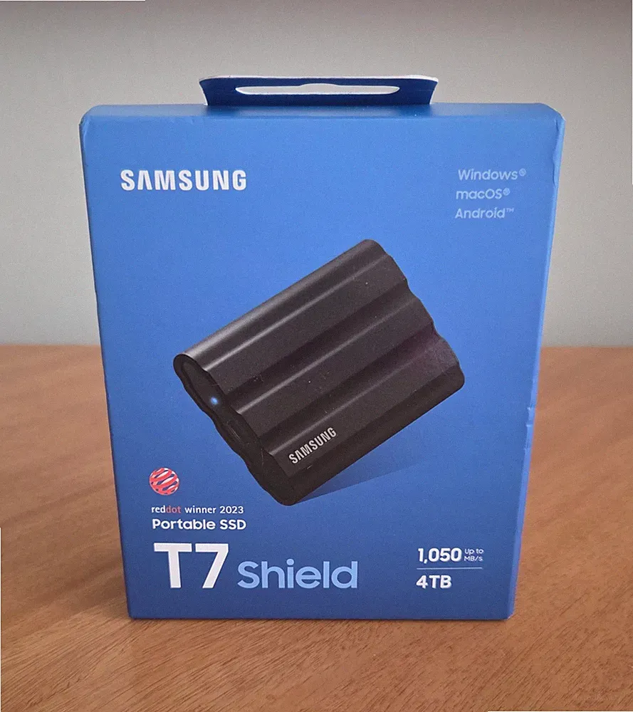 Samsung T7 Shield External Hard Drive USB 3.2 Gen 2 Rugged SSD Black 4TB NEW