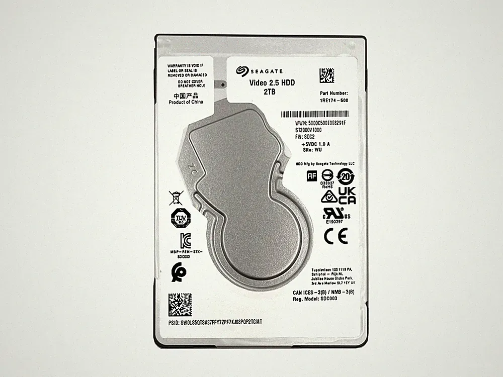 Seagate 2TB 7mm 5400RPM SATA 6Gb/s 2.5" Internal Notebook Hard Drive ST2000VT000