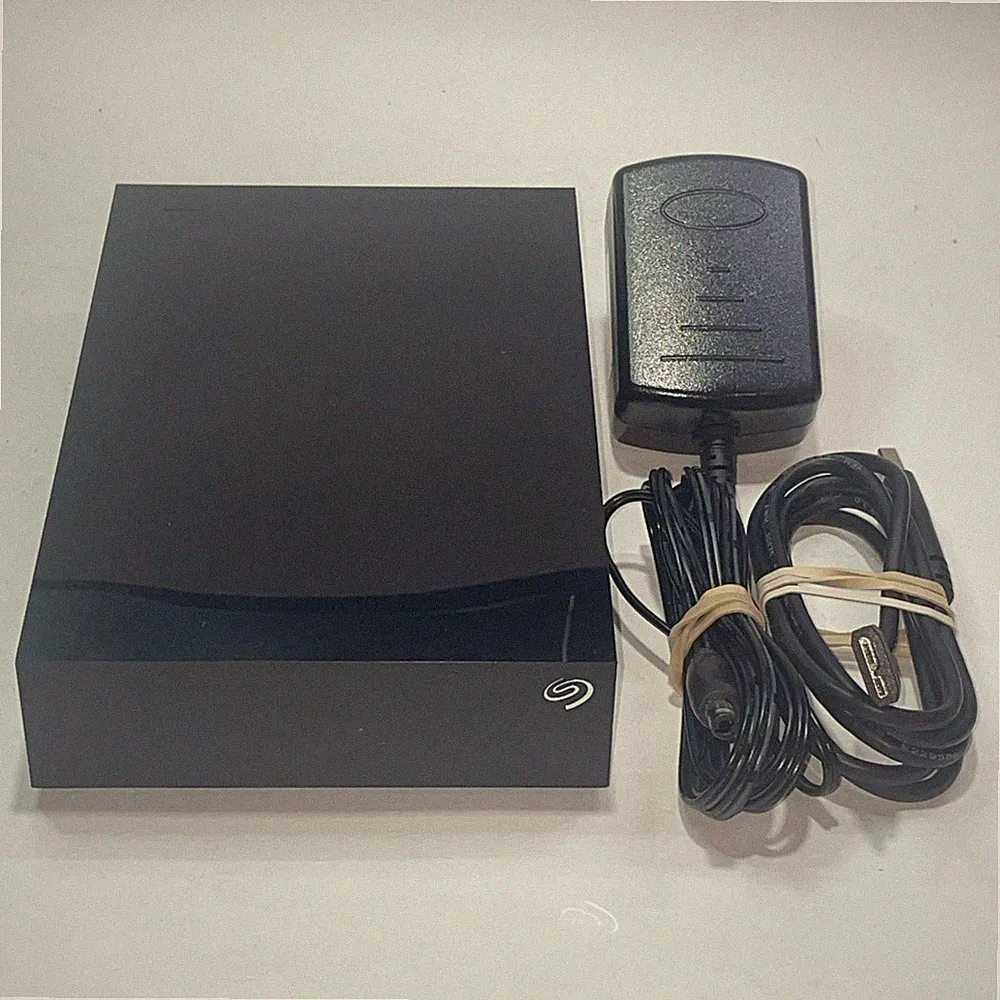 Seagate Backup Plus Desktop External HDD 5TB SRD00F2 1KBAP4-501 w/adapter + USB