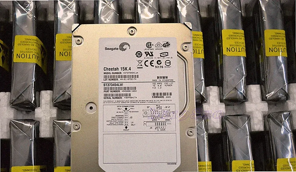 Seagate Cheetah 15K ST373454LW 73Gb 15000RPM SCSI Ultra320 3.5" HDD Hard Drive
