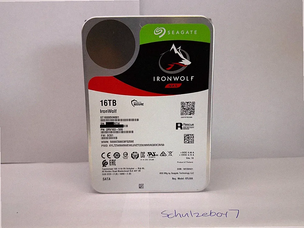 Seagate IronWolf 16TB NAS Hard Drive 3.5 SATA ST16000VN001 HDD Internal PRISTINE