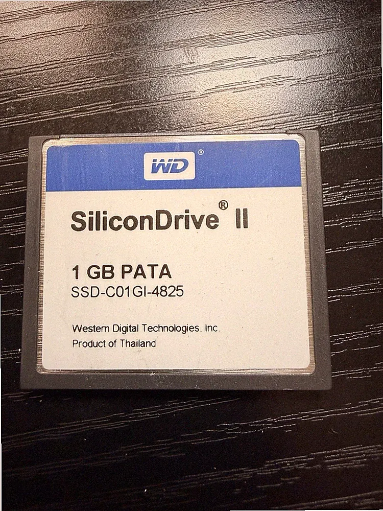 SiliconDrive 1GB PATA SSD-C01GI-4825 2.5” IDE SSD Industrial Solid State Drive