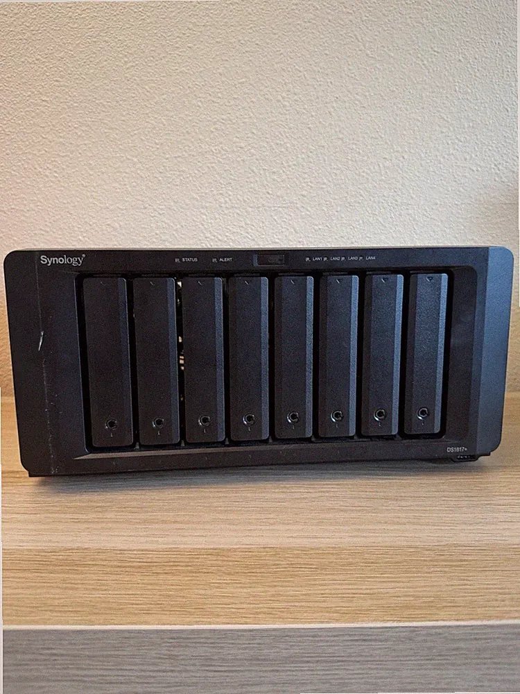 Synology DiskStation DS1817+ 8-Bay NAS | 2GB RAM | No Drives Diskless