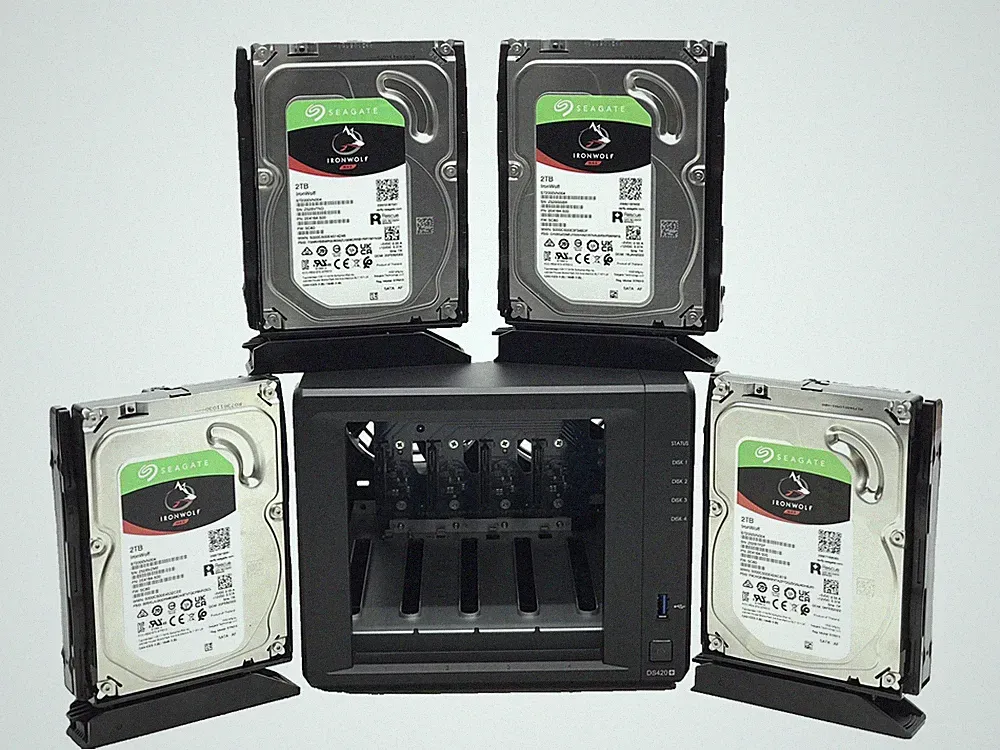 Synology DS420+ Network Attached Storage 4-Bay With 4 Hard Drive 2TB IronWolf