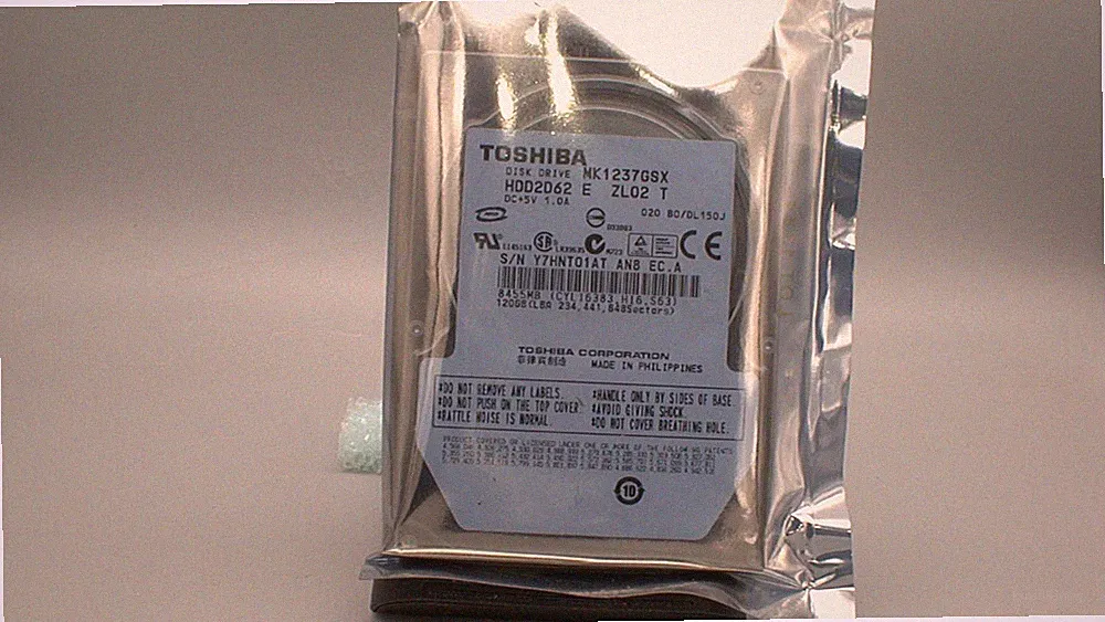 Toshiba 120GB 5400RPM 2.5" SATA II Internal Laptop Hard Drive - MK1237GSX used