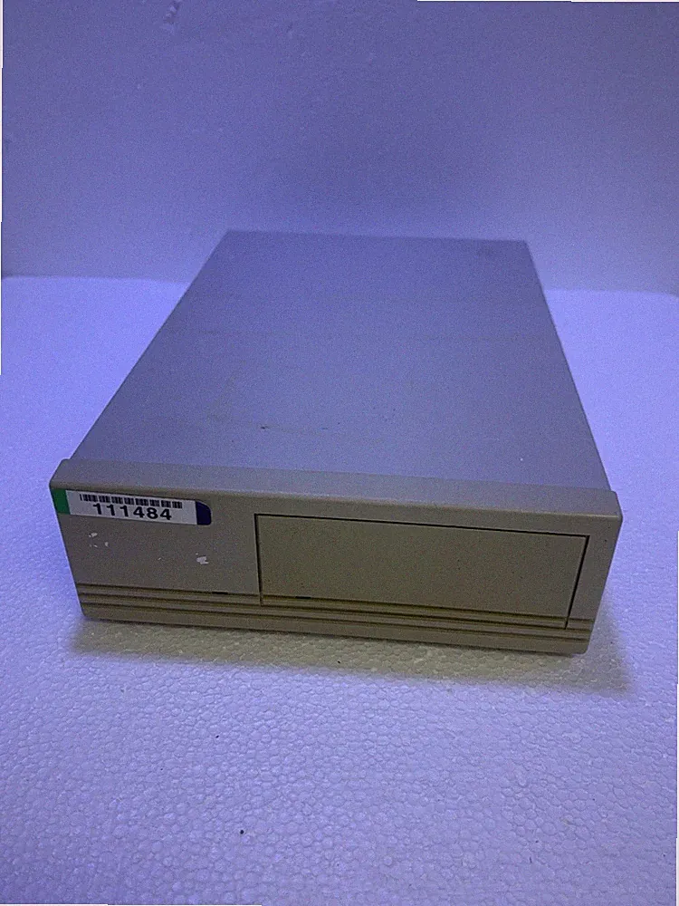 Trimm 68-pin Ultra Wide SCSI external hard drive enclosure