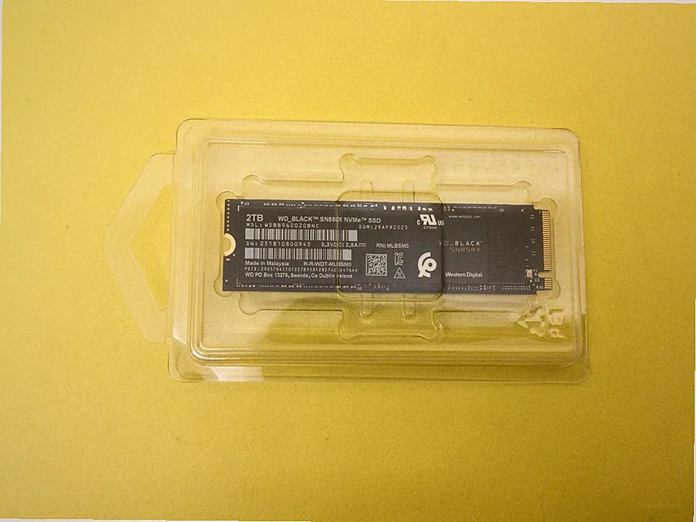 WD BLACK SN850X 2TB PCIe Gen 4 x4 NVMe M.2 2280 Internal SSD WDBB9G0020BNC New