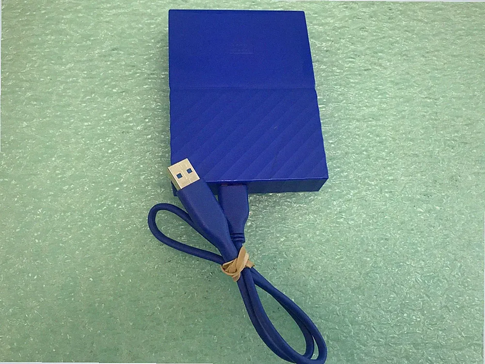 WD My Passport 4TB External Hard Drive WDBYFT0040BBL-0A w/ Cable - O408