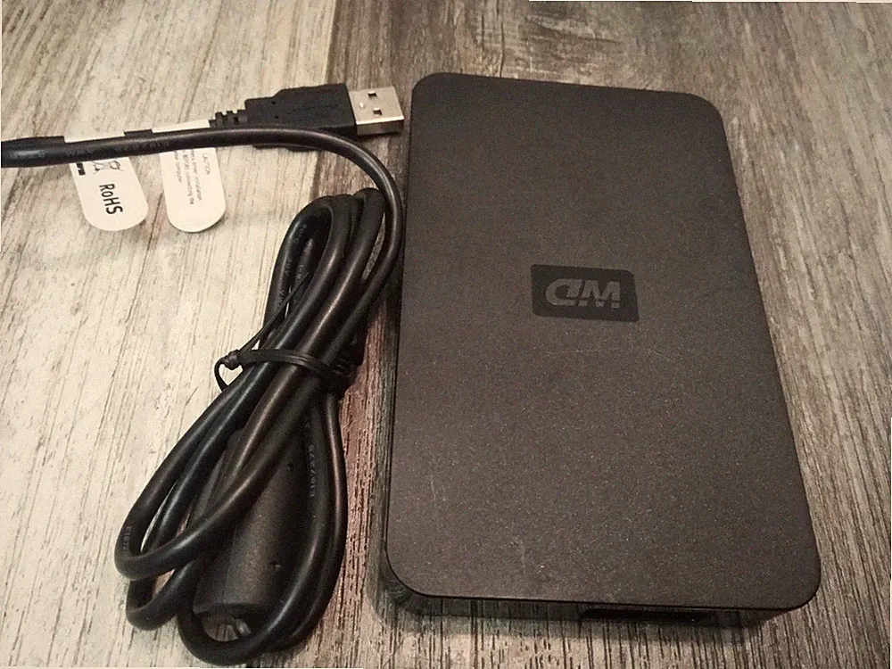 WD Western Digital WDBAAR1600ABK-00 External Hard Drive w/ usb cable