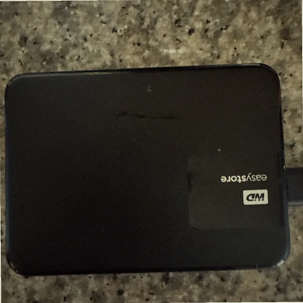 Western Digital EasyStore WDBAJP0040BBK-WESN 4 TB,External,2.5 inch Hard Drive