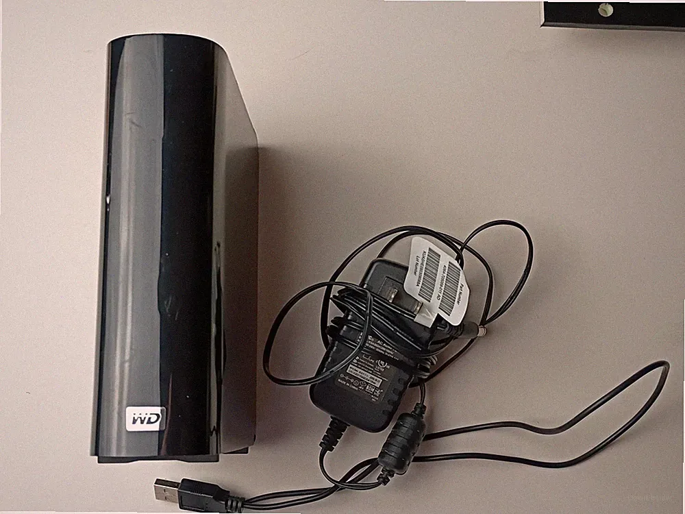 Western Digital My Book External Hard Drive WDBAAF0010HBK-00 2009 * W/Adapter