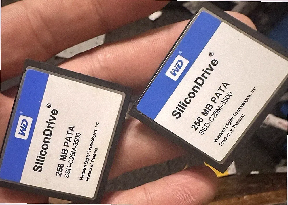 Western Digital SiliconDrive 256MB 1.8in PATA Internal SSD SSD-C25M-3500 Tested